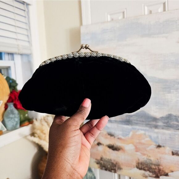 VTG Black Velvet Cocktail Clutch | Rhinestone Trim & Kiss Lock Closure - Picture 1 of 15